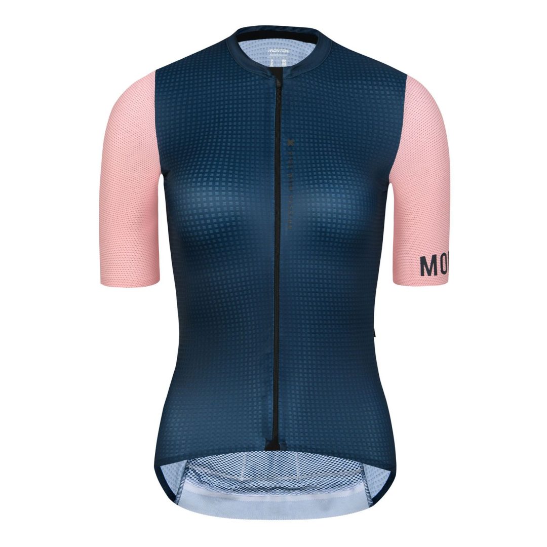 11_9_27.jpg Jersey Blue Pink Urban Woman