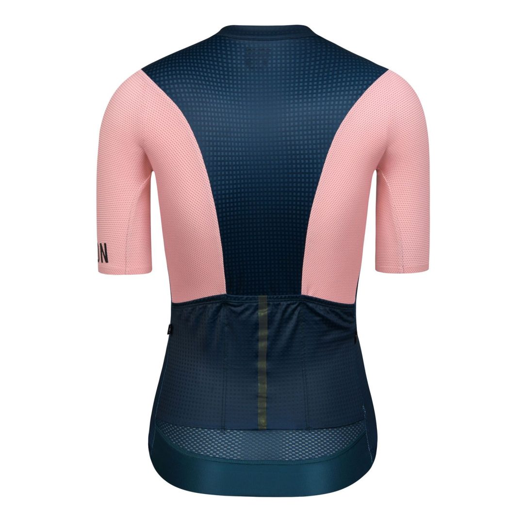 12_9_27.jpg Jersey Blue Pink Urban Woman