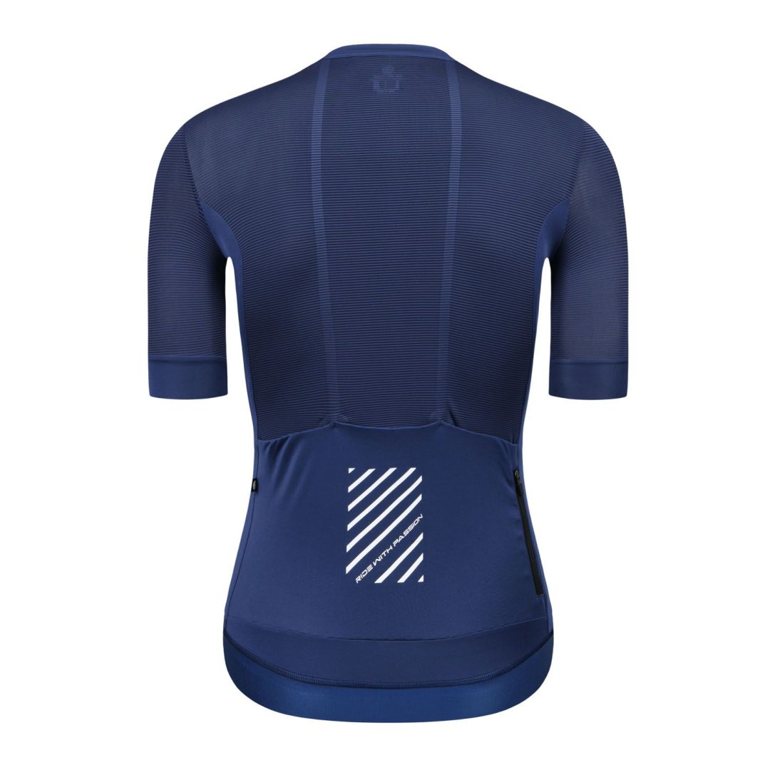 12_9_48.jpg Jersey Traveler Max Blue Woman