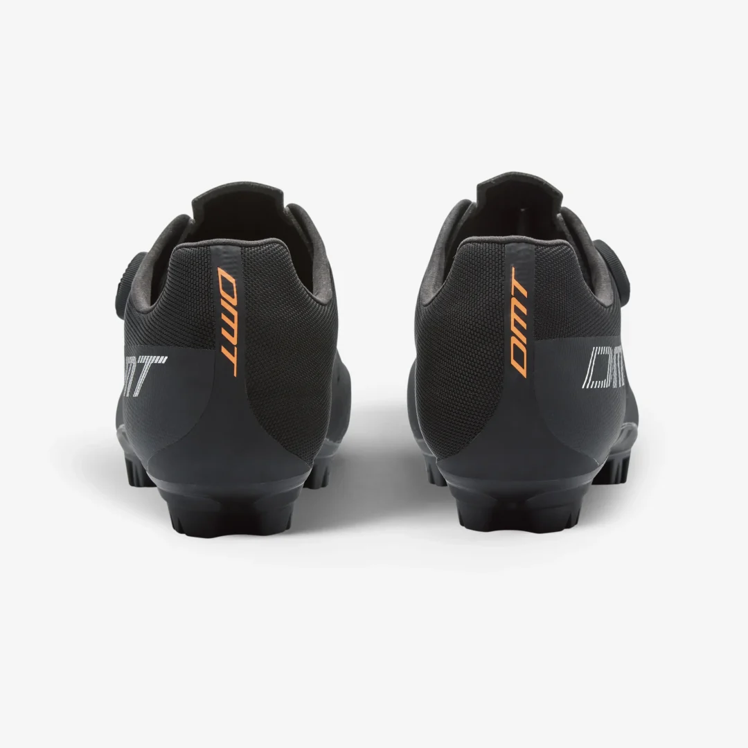 2025_DM1_M0010DMT25KM4-A_R1_0079_06 Zapatos DMT KM4 Black
